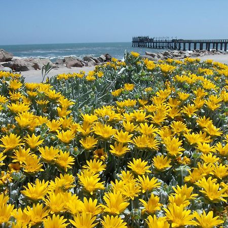 Chala-Kigi Apartments Swakopmund Buitenkant foto