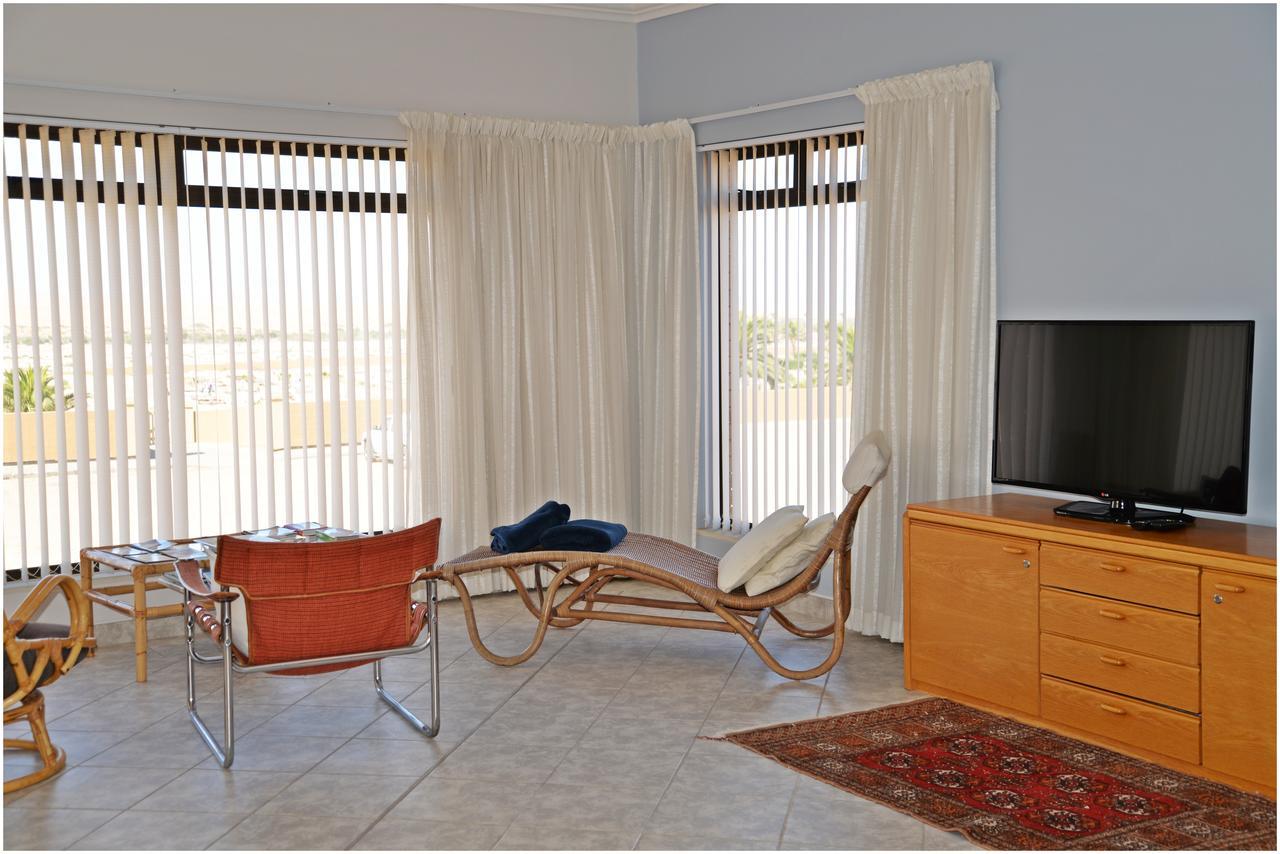 Chala-Kigi Apartments Swakopmund Buitenkant foto