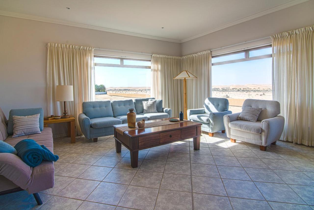 Chala-Kigi Apartments Swakopmund Buitenkant foto
