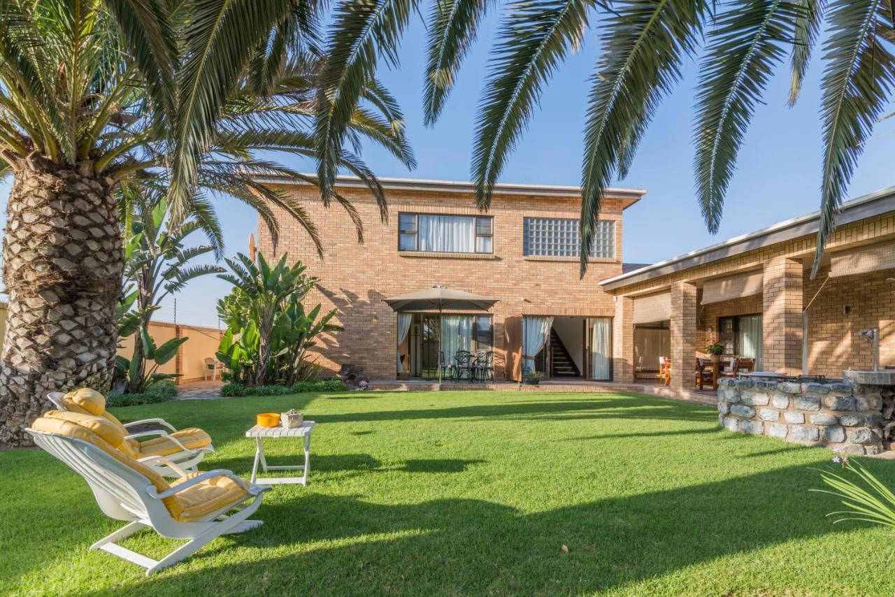 Chala-Kigi Apartments Swakopmund Buitenkant foto